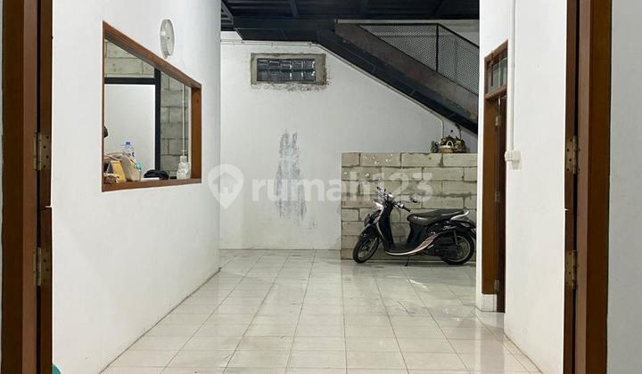 Dijual Rumah di Taman Kopo Indah Bandung Konsep Industrial
