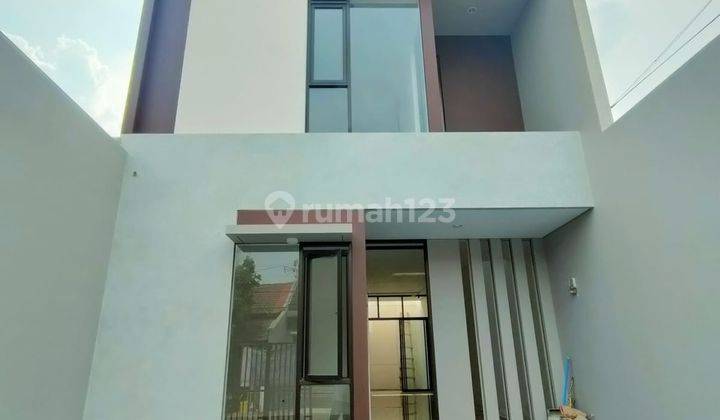 Rumah Baru Dijual Taman Kopo Indah Bandung Minimalis 1