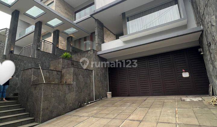 Rumah Dijual Setrasari Bandung Semi Furnished 1