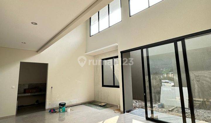 Rumah Baru Dijual Singgasana Pradana Bandung Minimalis 2