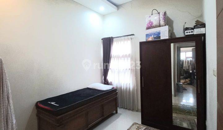 Jual Rumah Cantik Lingkungan Asri Sayap Riau Bandung Furnished 2