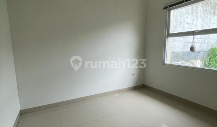 For Sale House in Pondok Hijau Bandung Housing Complex 2