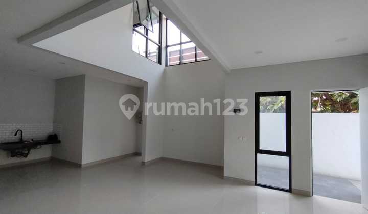 Dijual Rumah Baru Hook di Taman Holis Indah Bandung 2
