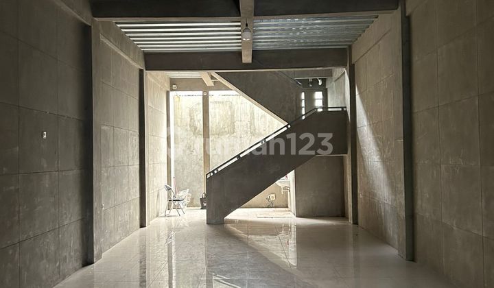 For Rent: Ready-to-Use Shop House in Pungkur Bandung, Strategic Location 2