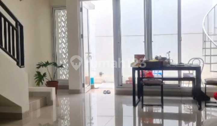 Dijual Cepat Rumah di Summarecon Bandung