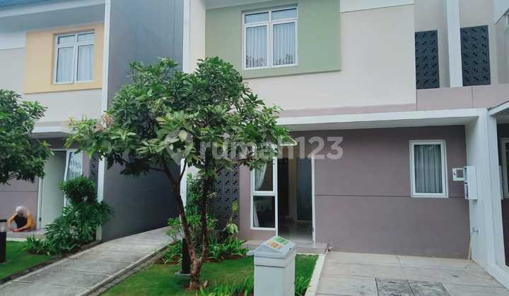 For Sale Semi Furnished House in Summarecon Bandung 1