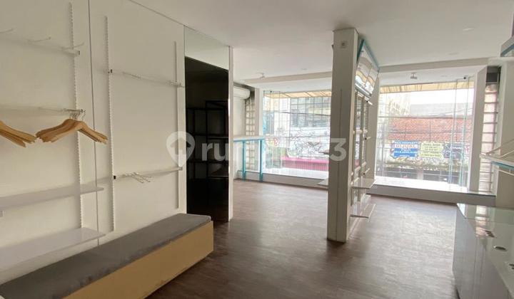For Sale/For Rent Shop House on Jl Veteran Bandung 1
