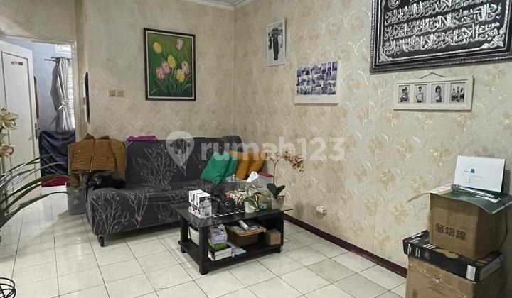 Dijual Rumah di Kota Baru Parahyangan Furnished 2