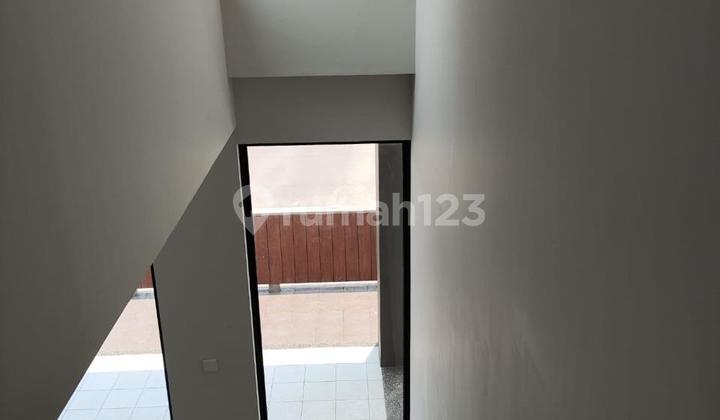 For Rent: New Ruko Sasakirana, Kota Baru Parahyangan 2