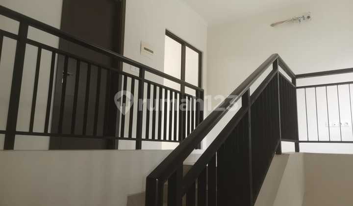 Jual Murah Cepat Rumah di Summarecon Bandung 9 Basic 2