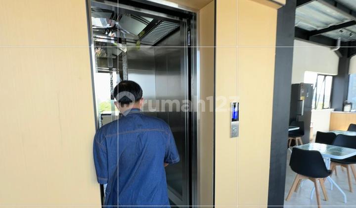 Dijual Rukost Baru di Mainroad Jatinangor Dilengkapi Furniture Dijual Rukost Baru di Mainroad Jatinangor Dilengkapi Furniture