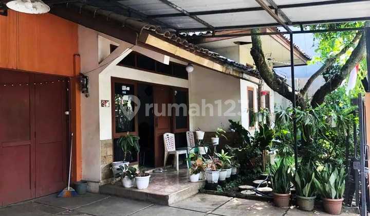 Dijual Rumah di Area Sayap Batununggal Bandung