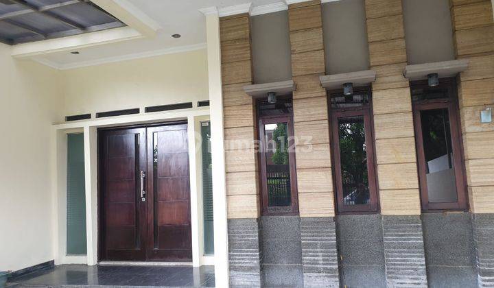 Rumah Dijual Minimalis Singgasana Pradana Bandung Siap Huni 1