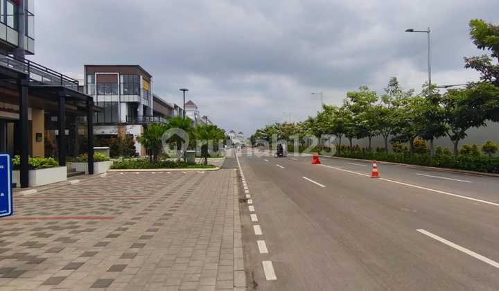 For Rent New 2-Story Shop House in Podomoro Park Bandung 2