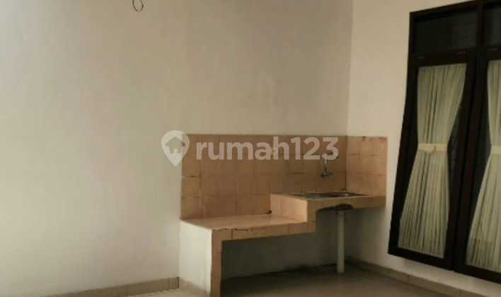 Disewakan Rumah Nyaman di Puri Dago Arcamanik Bandung 2