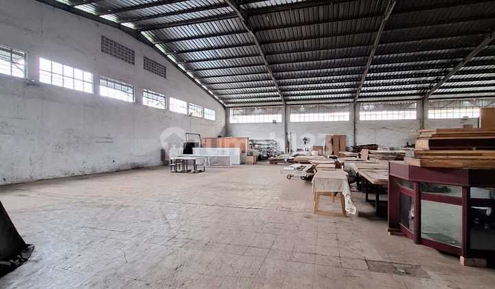 Disewakan Ruang Usaha Mainroad di Kopo Bandung Strategis Disewakan Ruang Usaha Mainroad di Kopo Bandung Strategis