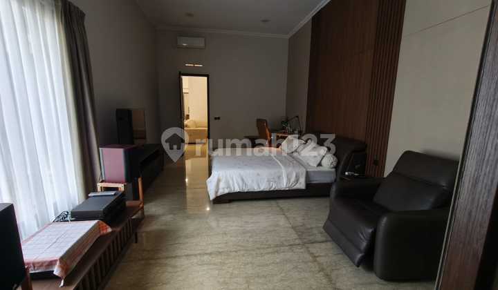 Dijual Rumah di BTD 1 Kota Baru Parahyangan Furnished 2