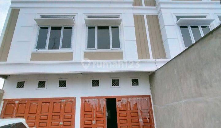 Townhouse Cantik Daerah Mandala Medan Denai  1