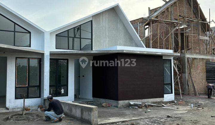 Rumah Cantik Rehan Private Residence Medan Helvetia  2