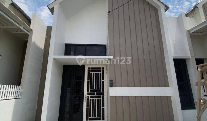 Rumah Mewah Cluster Sayana Daerah Medan Johor 2