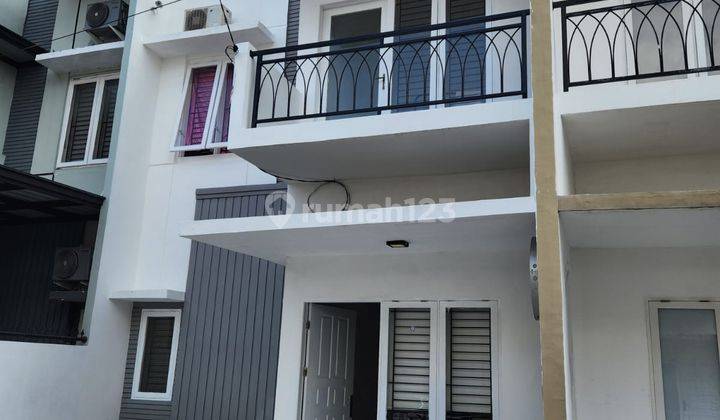 Rumah Cantik Siap Huni Daerah Medan Baru 2