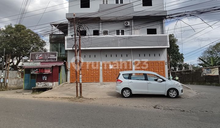 Strategic Location Shop House Suitable For Business Strategic Location Shop House Suitable For Business