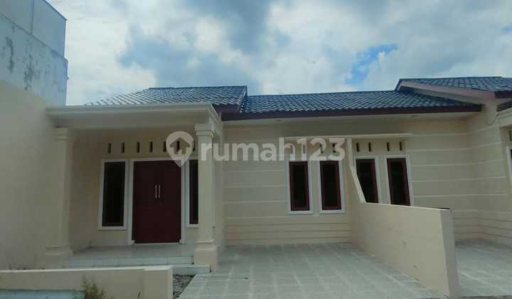 Rumah Cantik Siap Huni Daerah Medan Helvetia  1