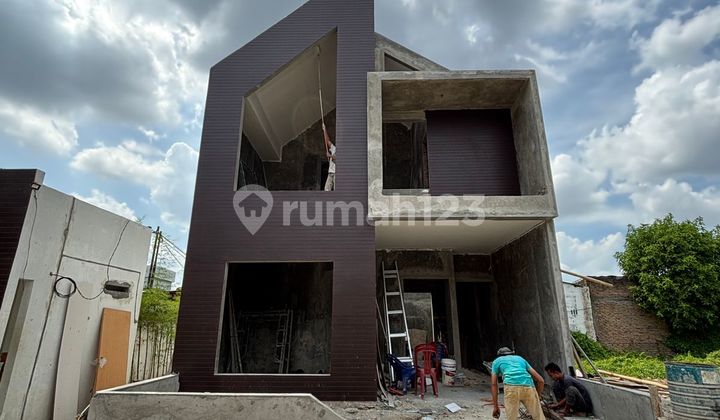 Rumah Keren Mansyur Space Dekat Universitas Usu