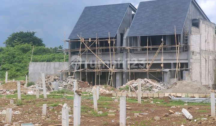 Rumah 2 Lantai Ciracas Dekat Komplek Polri 2