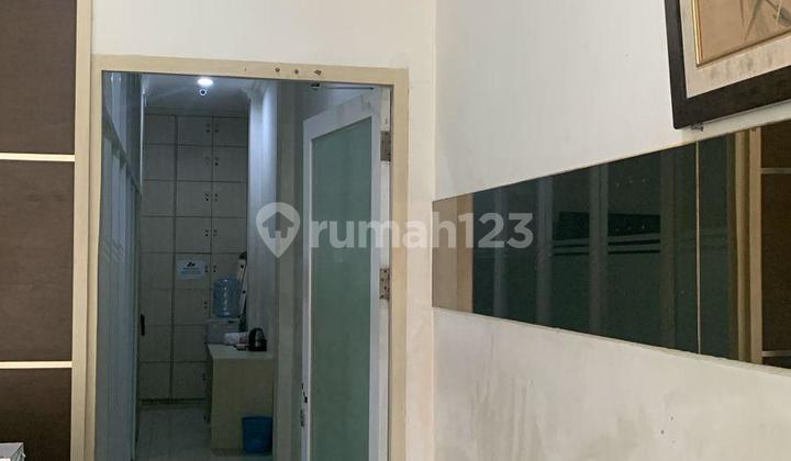 For Sale: 4-Story Furnished Rukan (Shop-House) in Duren Tiga, South Jakarta 2