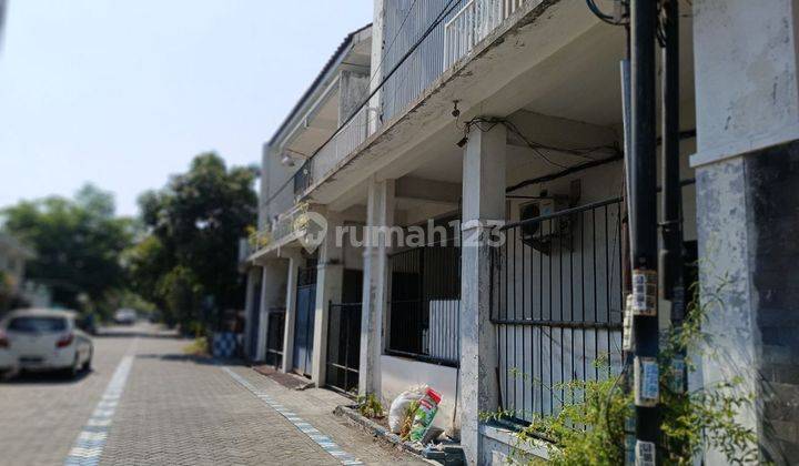 Rumah 2 Lantai SHM di Tropodo, Sidoarjo 2