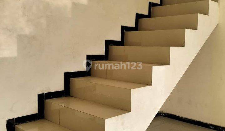 Rumah 2 Lantai Butuh Renovasi SHM di Oro-oro Ombo, Batu 1