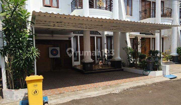 Rumah Bagus Klasik Modern 2 Lantai Dalam Townhouse Di Jagakarsa 2