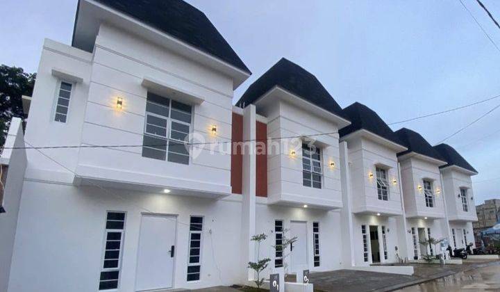 Hunian 2 lantai siap Huni lokasi strategisdi Jatiraden Bekasi 1