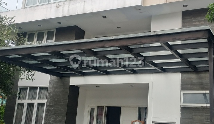 Rumah siap Huni 3 lantai Mezanin di KramatJati Jakarta Timur 1