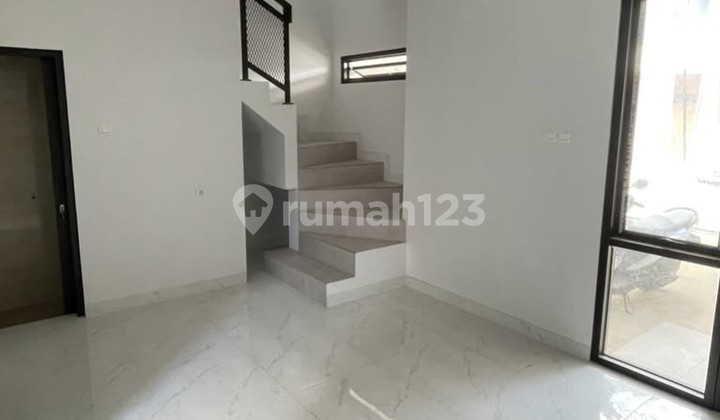 Rumah Modern 2 Lantai Lokasi Strategi di Jatiasih Bekasi Rumah Modern 2 Lantai Lokasi Strategi di Jatiasih Bekasi