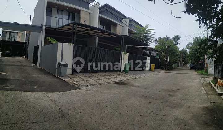 Rumah 2 Lantai SHM di Rangkapan Jaya Depok
