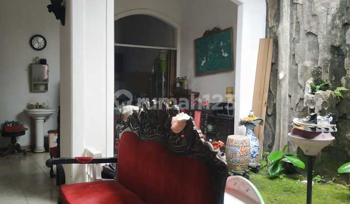 Strategic House for Sale, 5 Minutes to Tanjung Barat Station and Aeon. 2