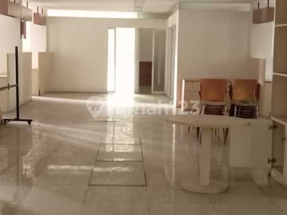 For Rent 4-Story Office Ready to Use Batu Ceper