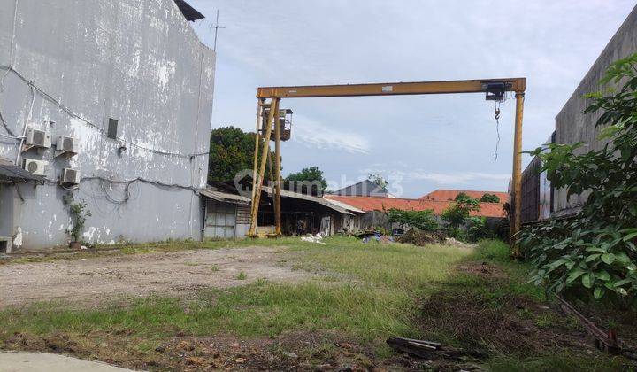 Di Jual Cepat Tanah Startegis 1.680.m2 Jl. Raya Cipondoh 2