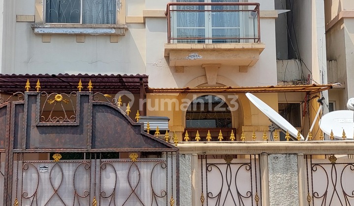 Di Jual Cepat Rumah Taman Semanan Indah Siap Huni