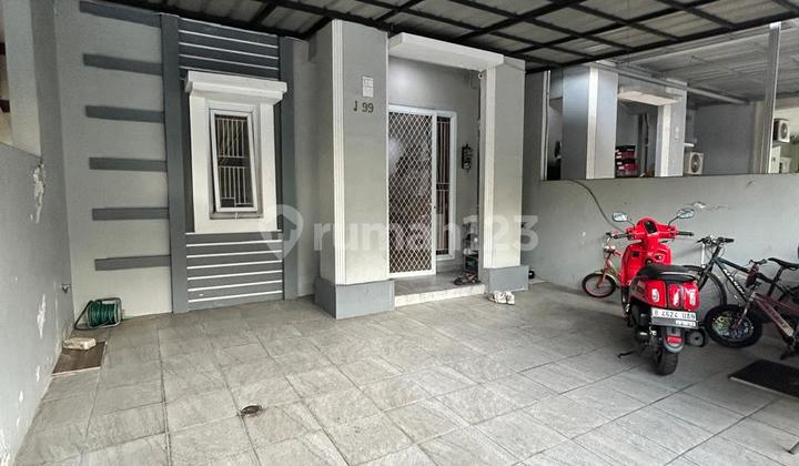 For Sale Quick Ready-to-Occupy City Resort House