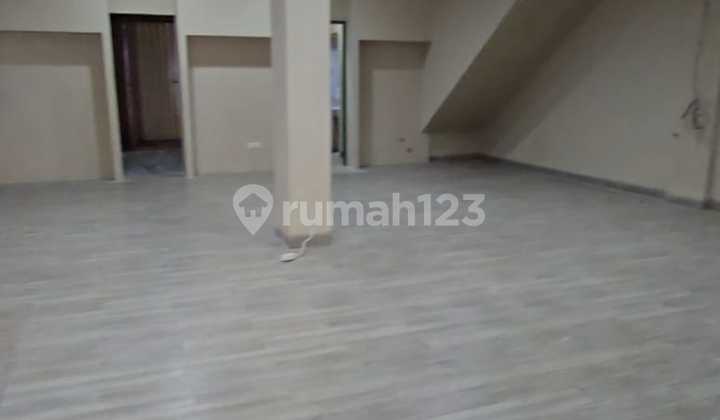 For Sale Row Houses Green Lake City Boulevard For Sale Row Houses Green Lake City Boulevard