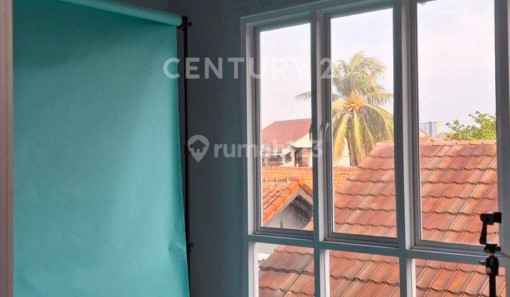 Rumah Strategis Luas Di Bintaro Dekat Stasiun 7358 2