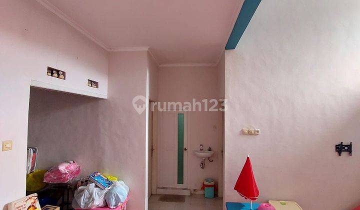 ruang keluarga rumah murah siap huni valencia