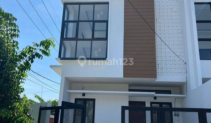 Rumah Cantik Baru Gress Darmo Harapan Surabaya  2