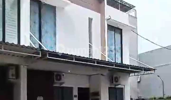 Dekat Petra!!Kost Exclusive Siwalankerto Surabaya Dekat Petra!!Kost Exclusive Siwalankerto Surabaya