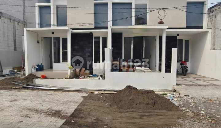 Rumah Cantik Medokan Rungkut Surabaya Rumah Cantik Medokan Rungkut Surabaya