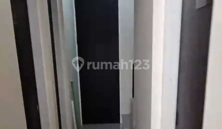 Near Petra!! Exclusive Boarding House Siwalankerto Surabaya 2