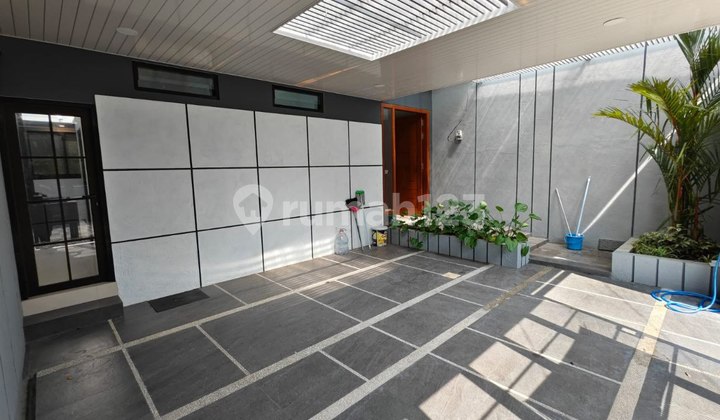 Premium House Kebraon Surabaya 2
